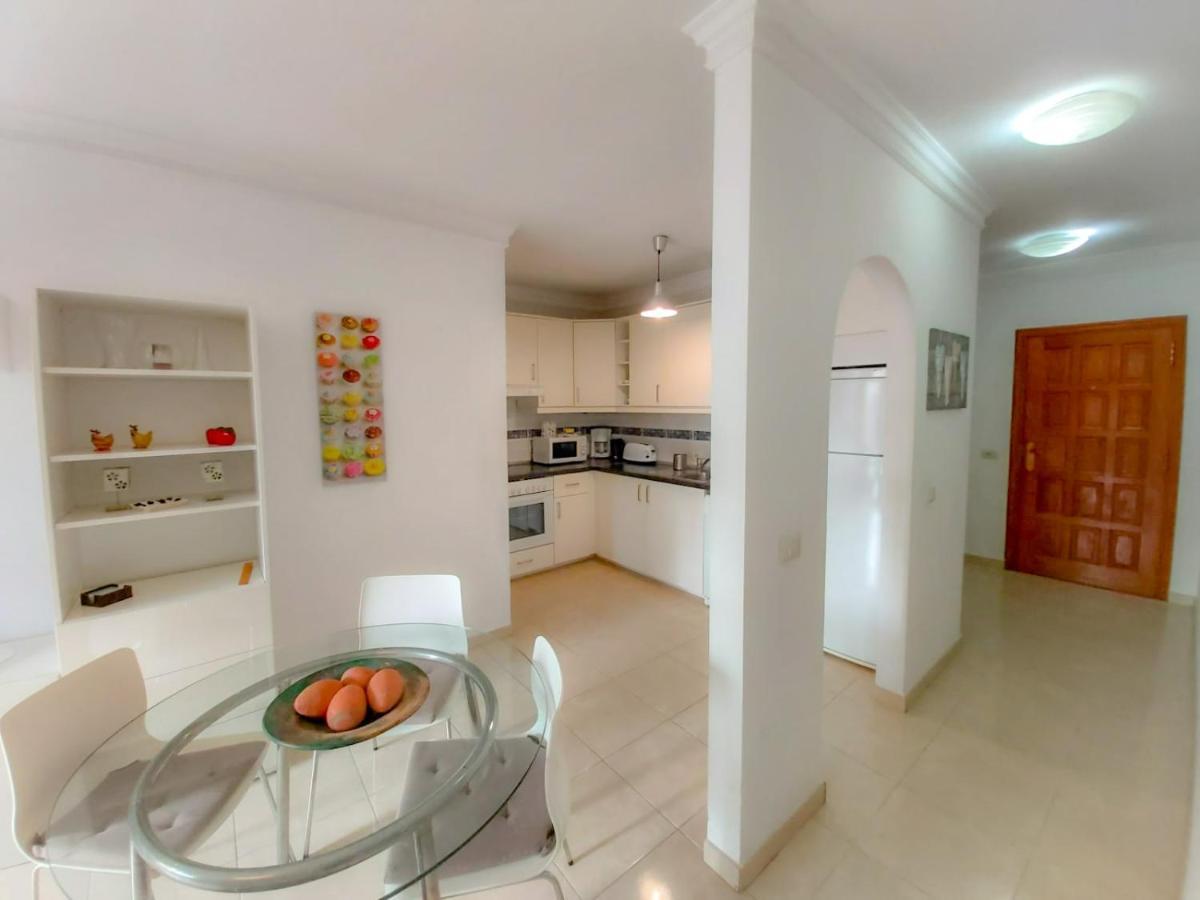 Apartment In Las Galletas Extérieur photo